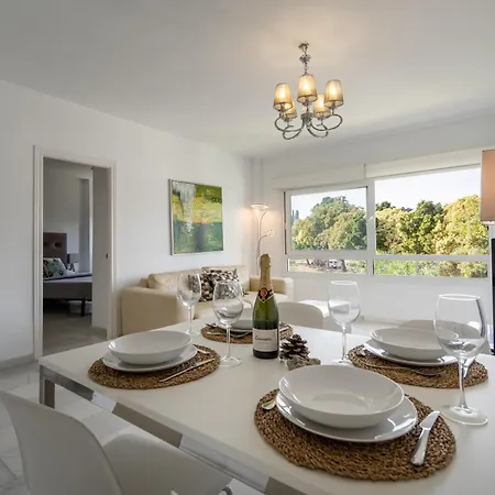 Apartment Front In Puerto Banus *