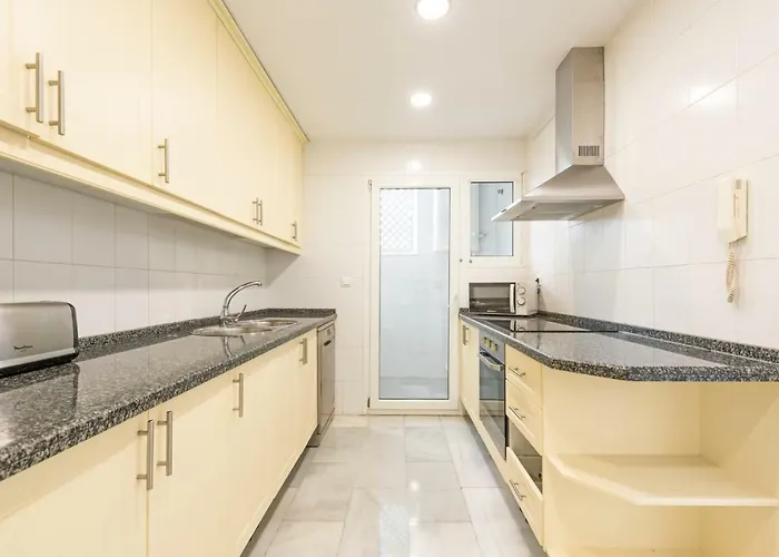 Front In Puerto Banus * Marbella